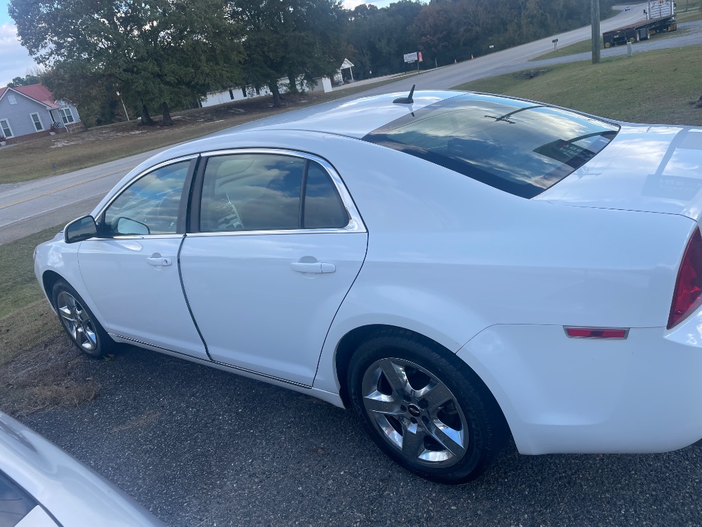 2010 Chevrolet Malibu 1LT's photo